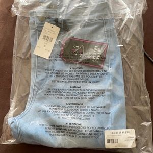 FASHION NOVA NEVER WORN JEANS HIGH WAISTED SIZE 5